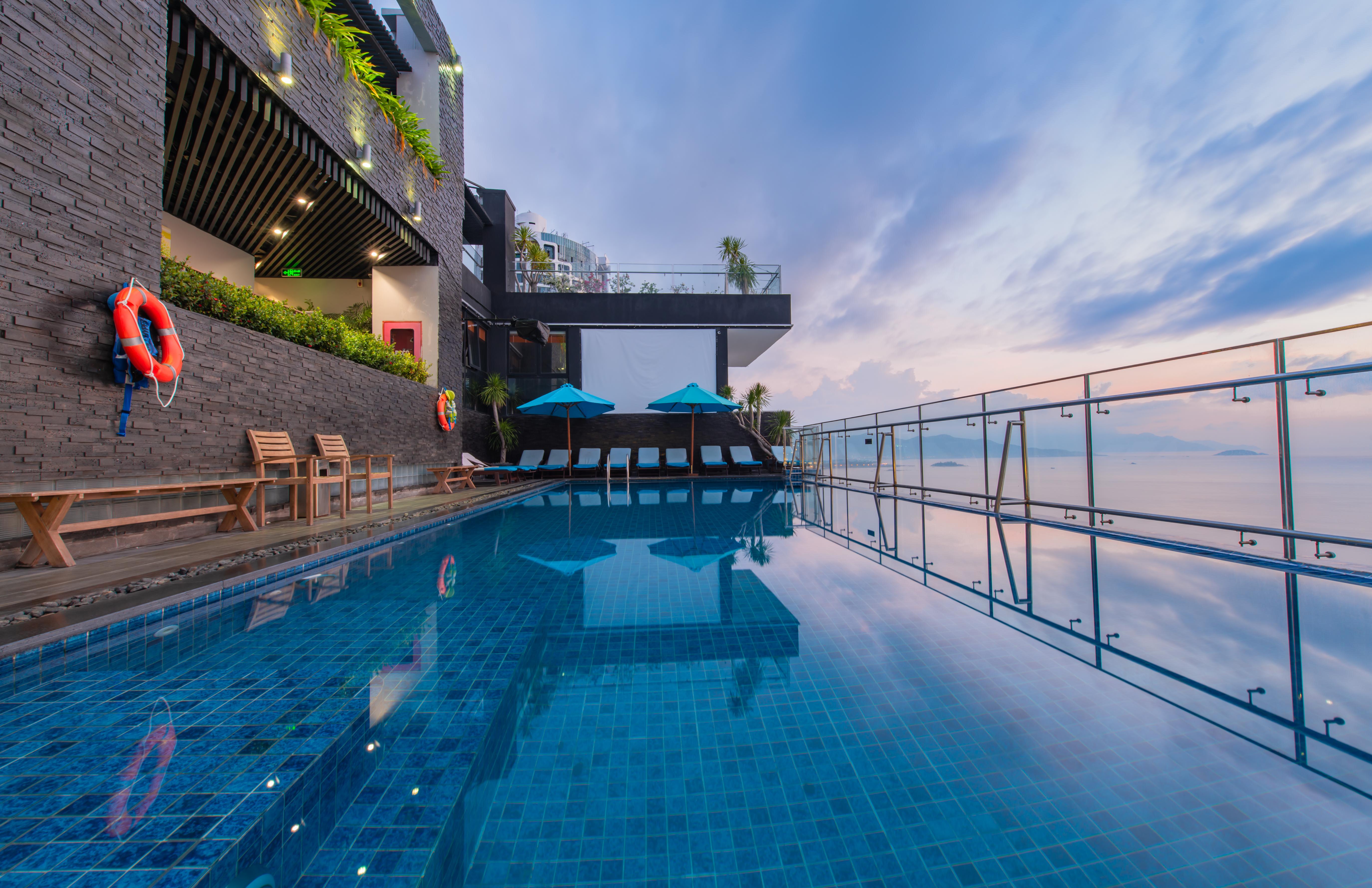 Maple Hotel & Apartment Nha Trang Eksteriør bilde